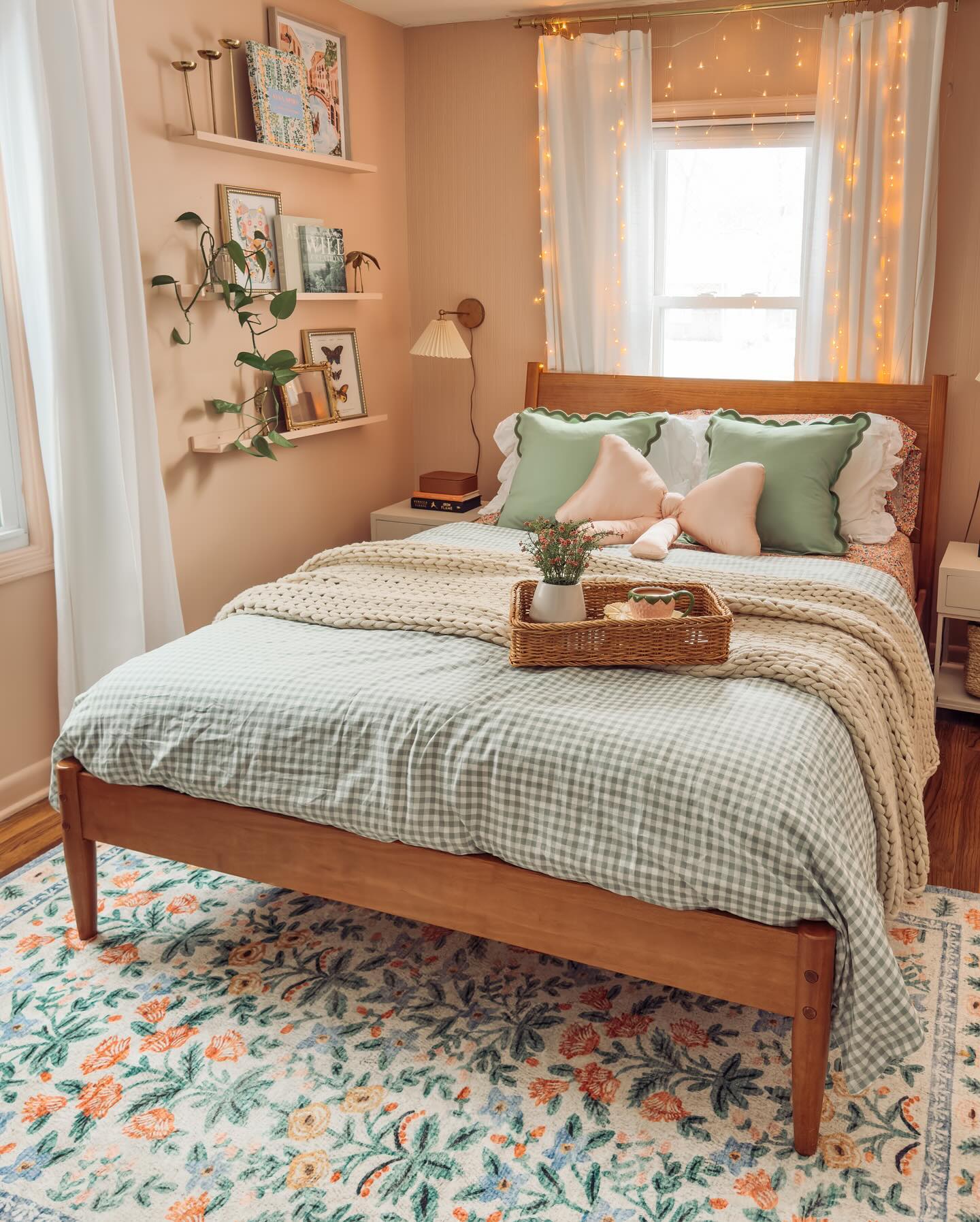 pastel bedroom decor