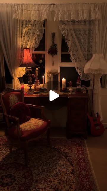 vintage bedroom decor