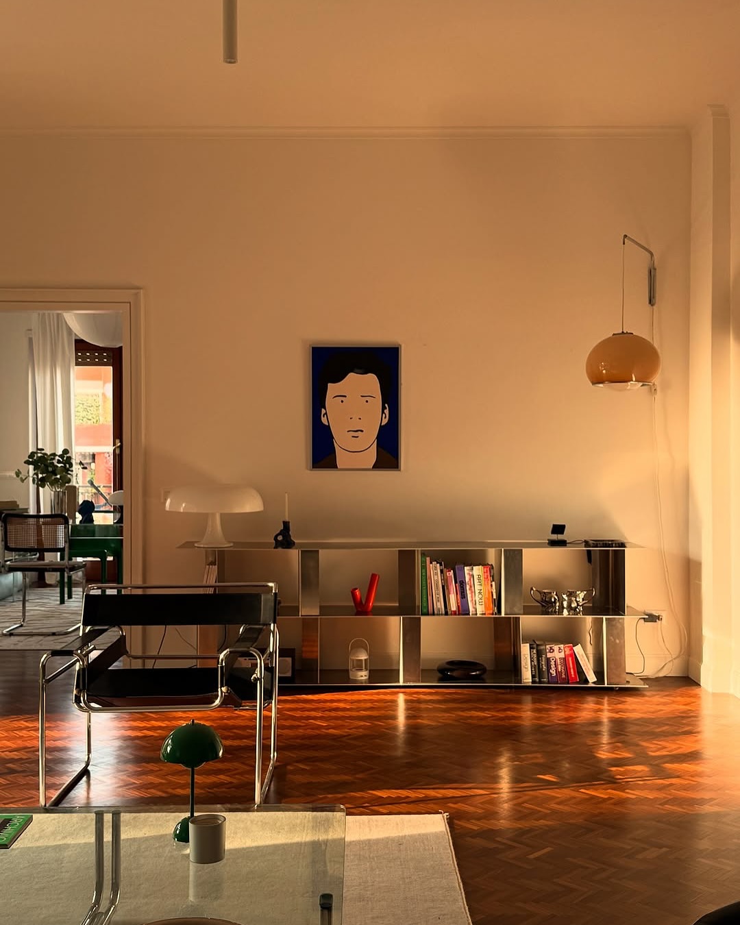 vintage apartment decor