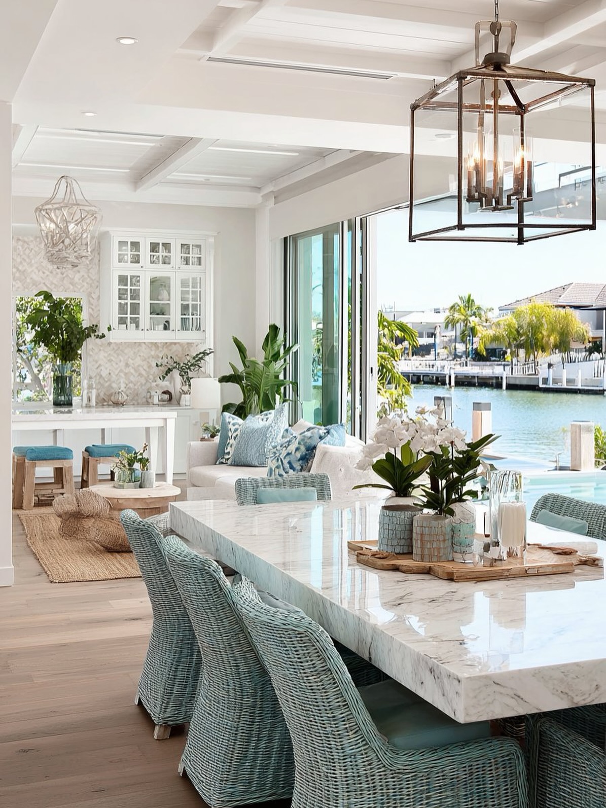 coastal dining room decor