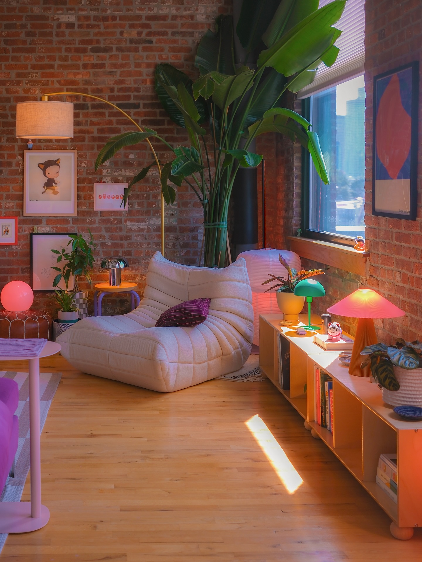 urban apartment decor