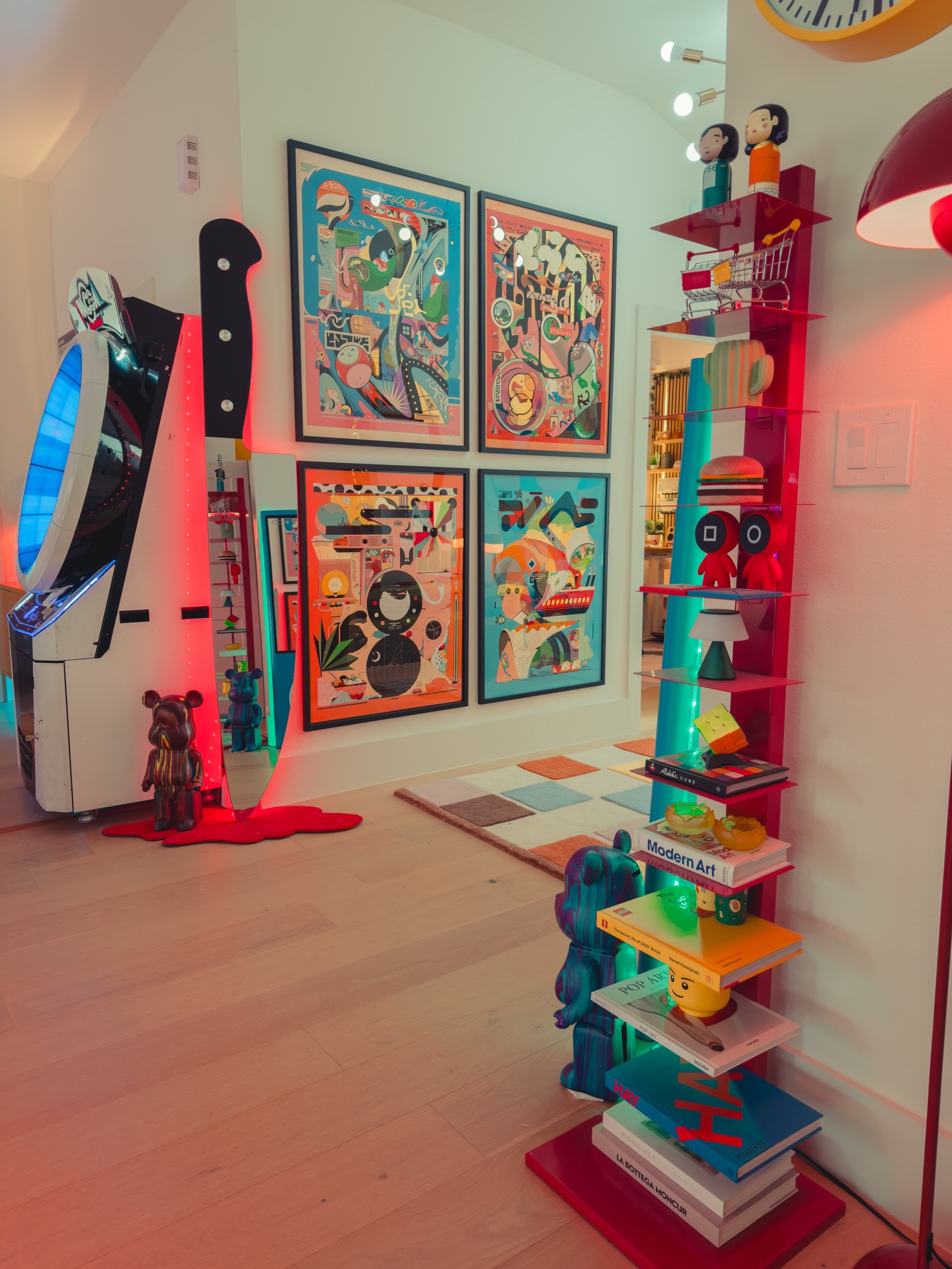 colorful apartment decor