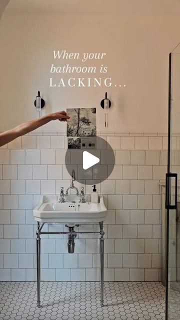 bathroom wall decor