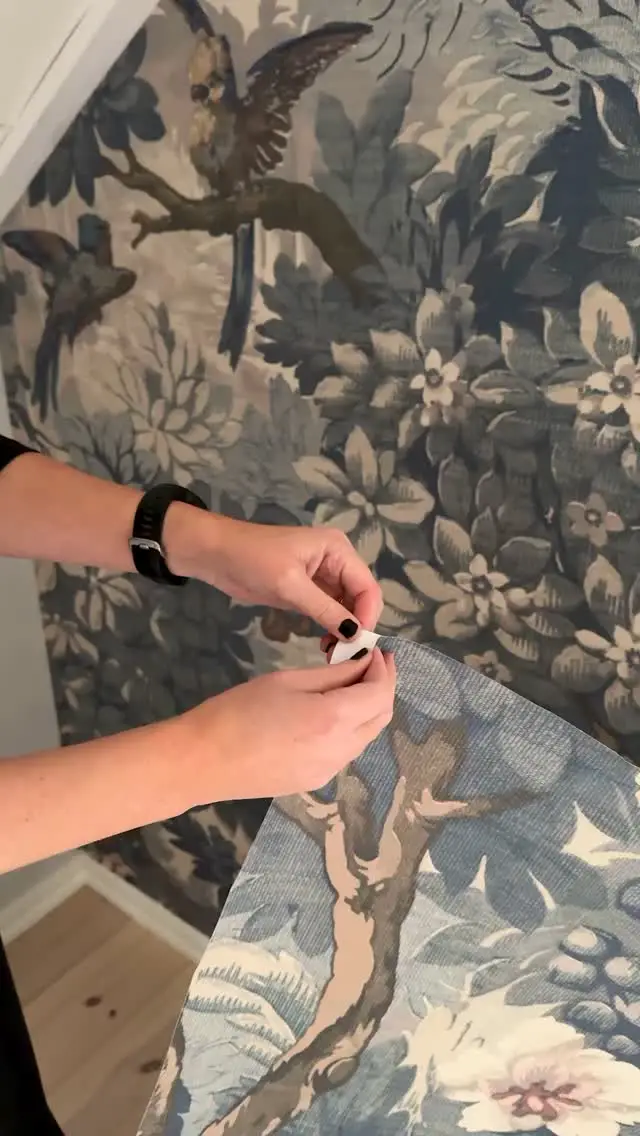 19 Genius Removable Wallpaper Apartment Ideas (With 19 Inspiring Images) 5 removable wallpaper apartment