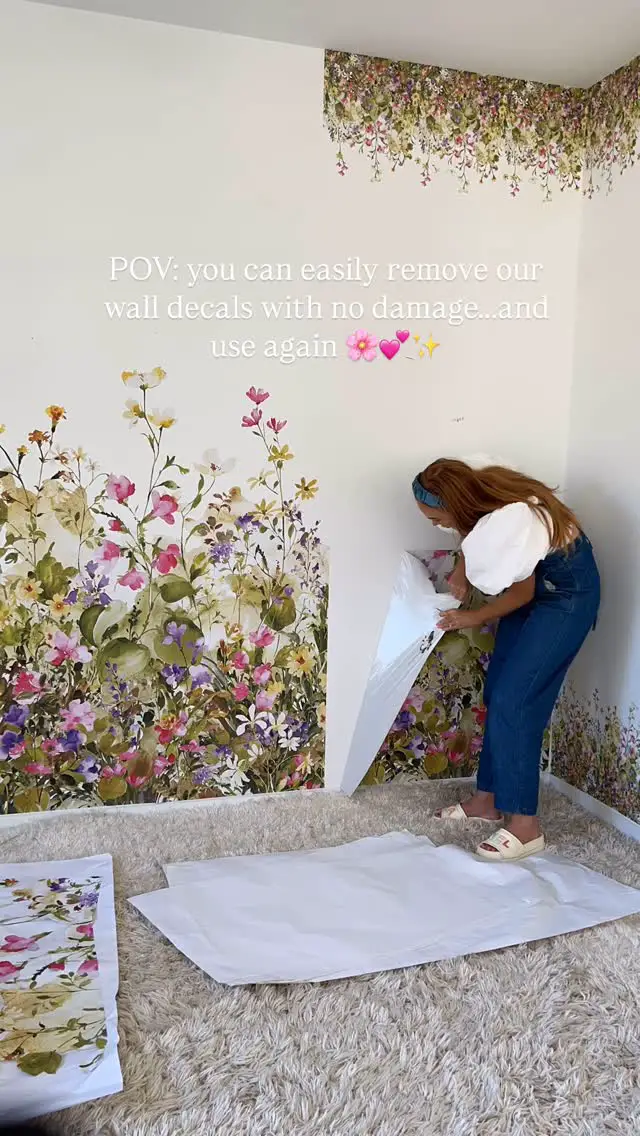 19 Genius Removable Wallpaper Apartment Ideas (With 19 Inspiring Images) 4 removable wallpaper apartment