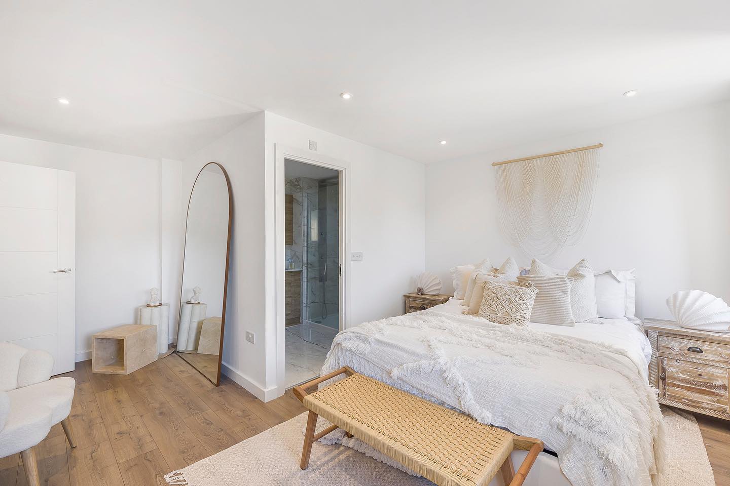 beachy bedroom ideas