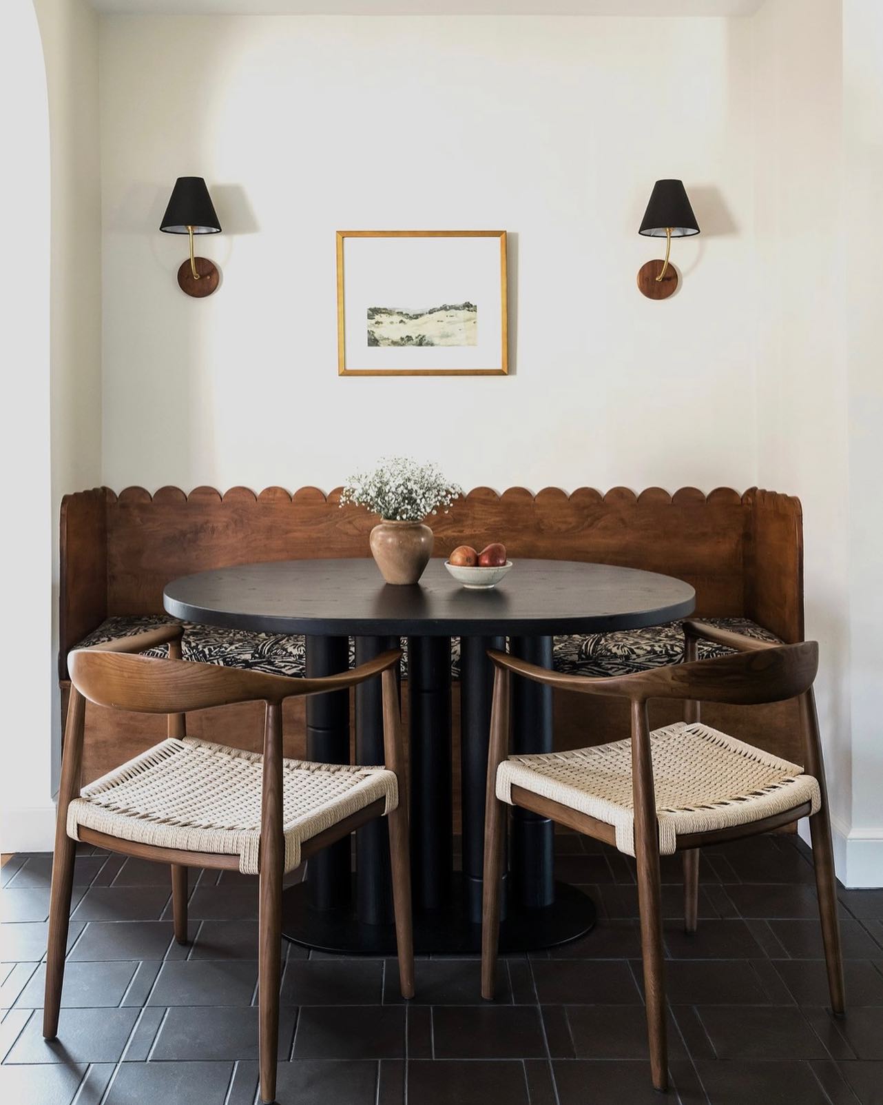 built in dining bench