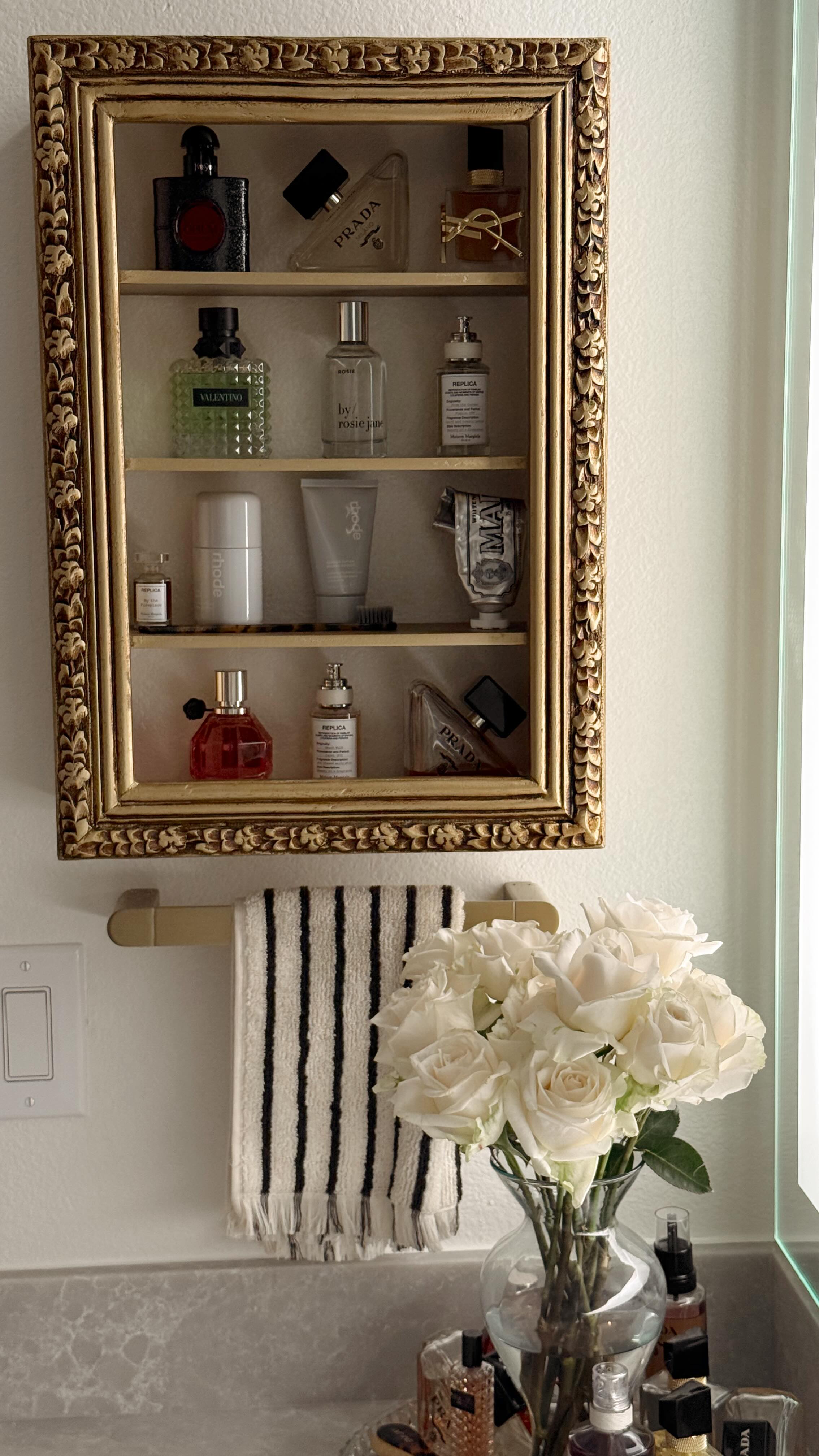 apartment bathroom decor