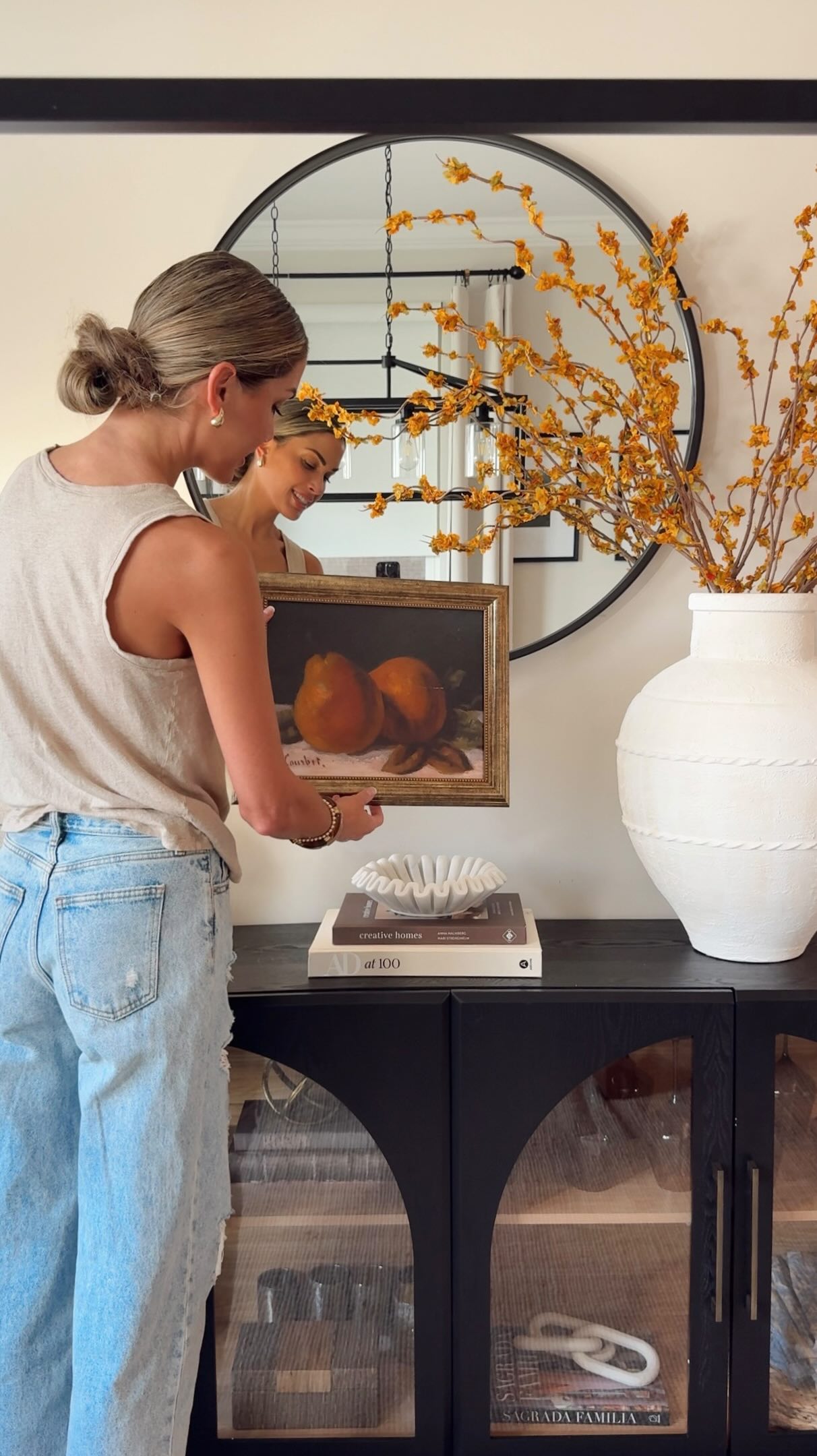 30 Stunning Dining Room Hutch Styling Ideas To Transform Your Space 16 dining room hutch styling