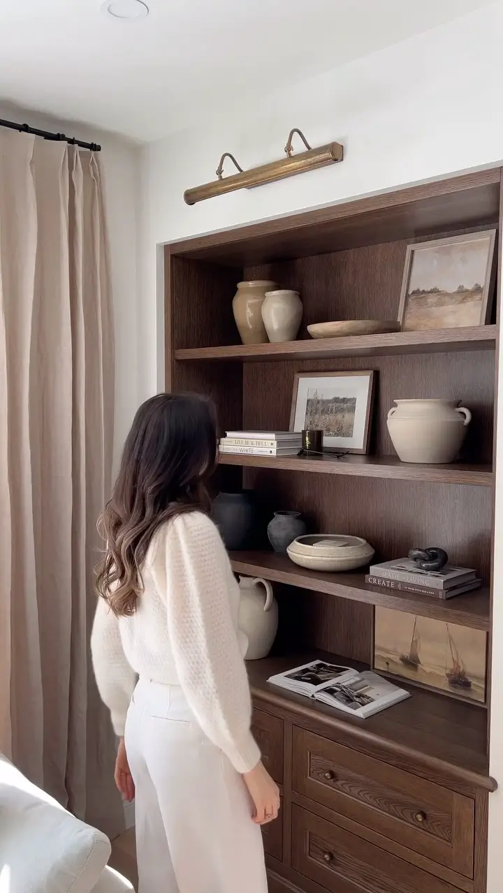 dining room shelving decor