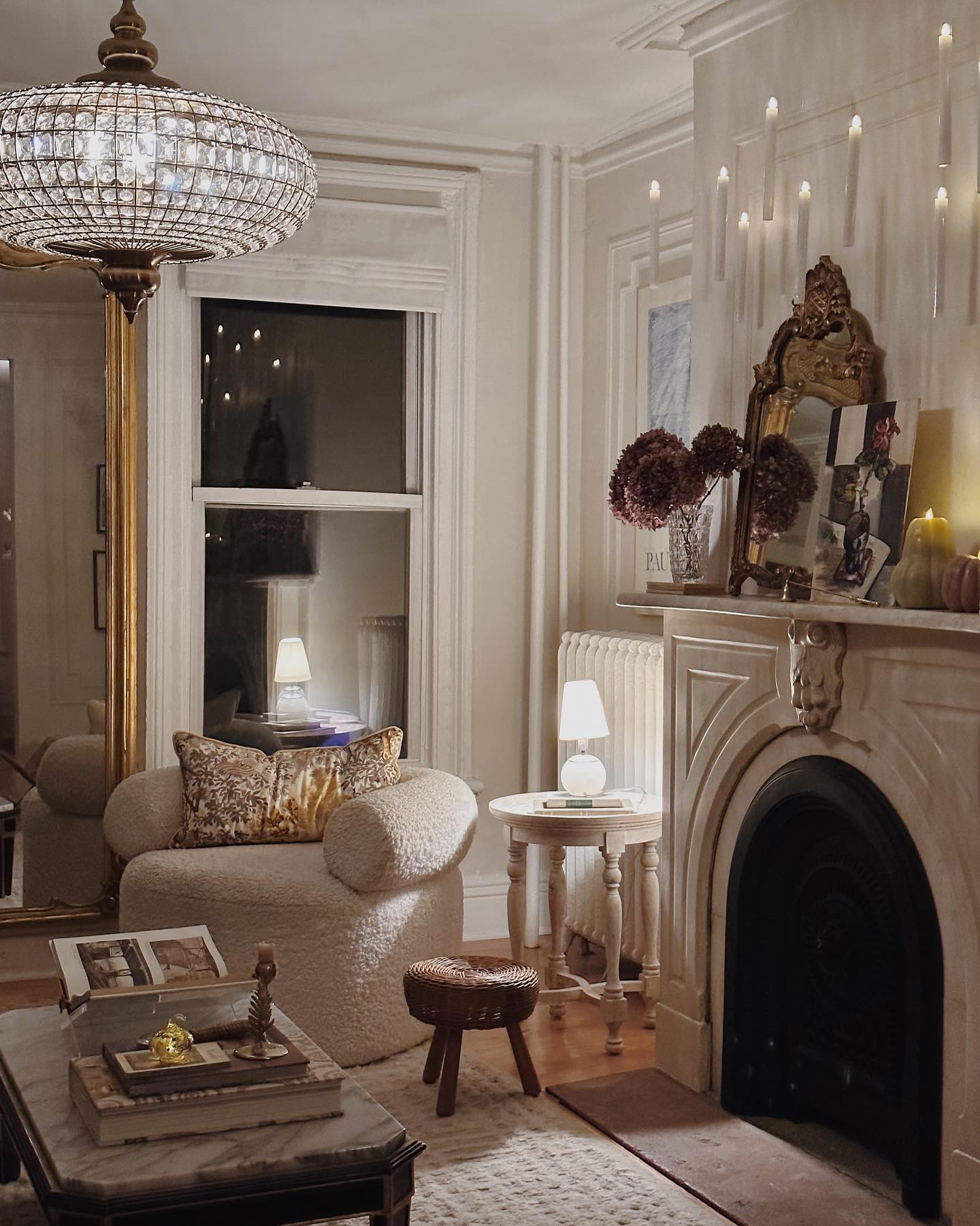 fall apartment decor