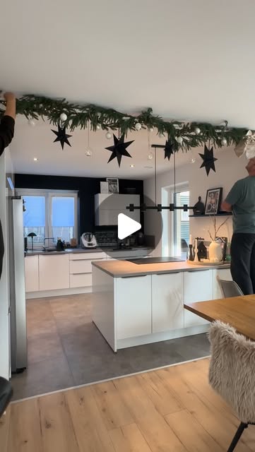 christmas dining room decor