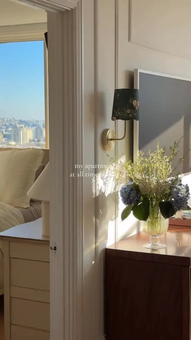 feminine apartment decor