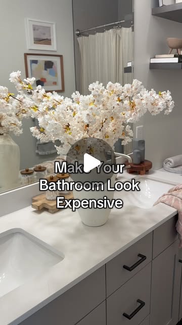 glam bathroom decor
