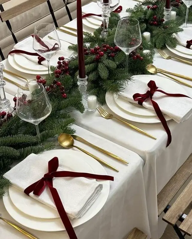 christmas dining room decor