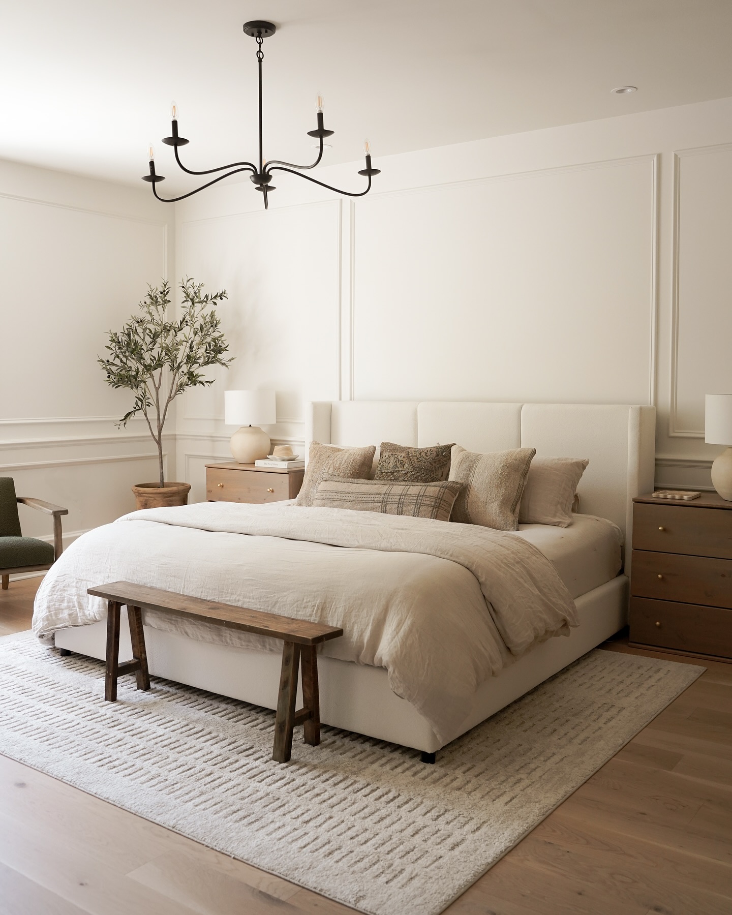 organic modern bedroom