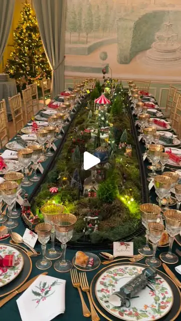 christmas dining room decor