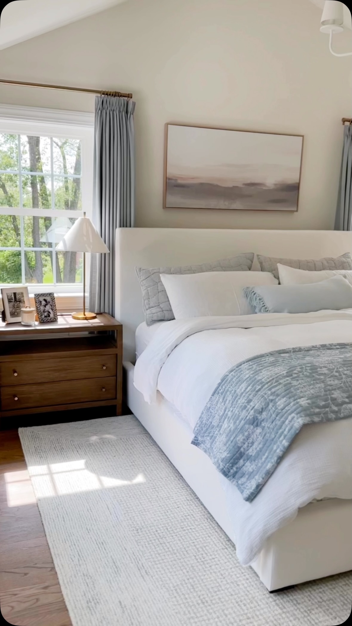 coastal bedroom decor
