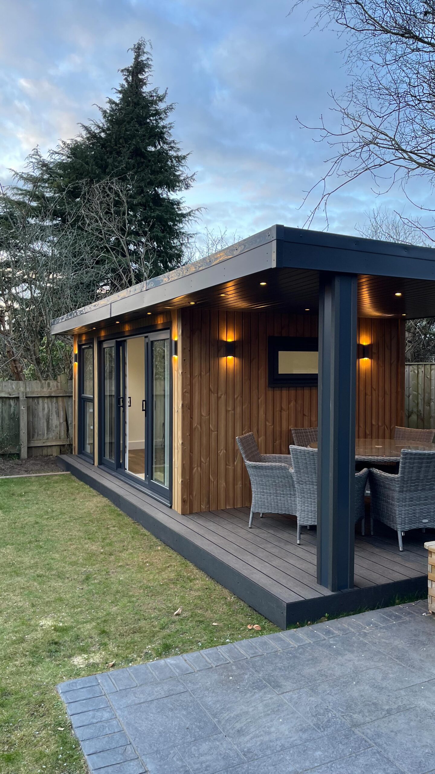 outdoor lounge garden