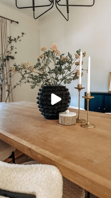 28 Dining Table Centerpiece Ideas: 28 Inspiring Images For A Stylish Home 16 dining table centerpiece ideas
