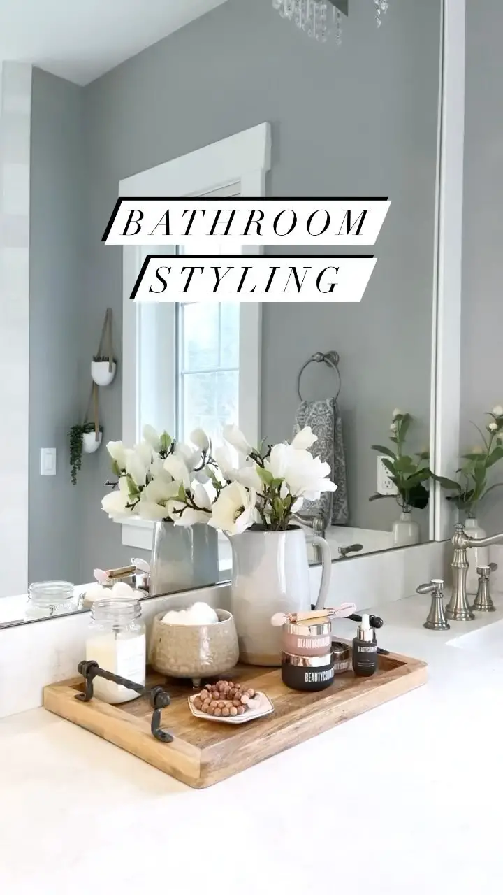 30 Bathroom Tray Styling Ideas: 30 Gorgeous Images To Copy For An Effortlessly Chic Bathroom 4 bathroom tray styling