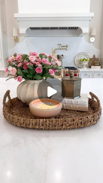 28 Dining Table Centerpiece Ideas: 28 Inspiring Images For A Stylish Home 13 dining table centerpiece ideas