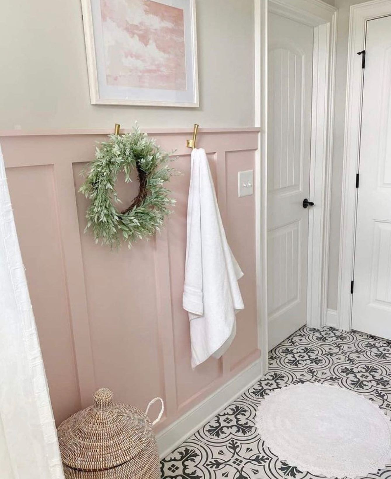 pink bathroom decor