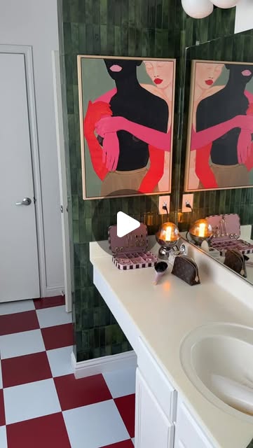 18 Renter Friendly Bathroom Makeover Ideas That Totally Transform Your Space (With 18 Inspiring Images) 2 renter friendly bathroom makeover