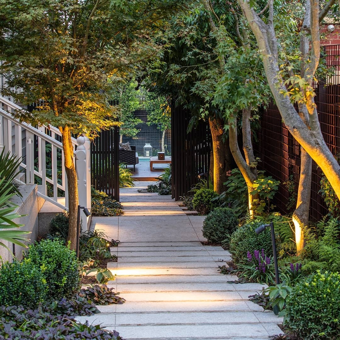 garden path lighting