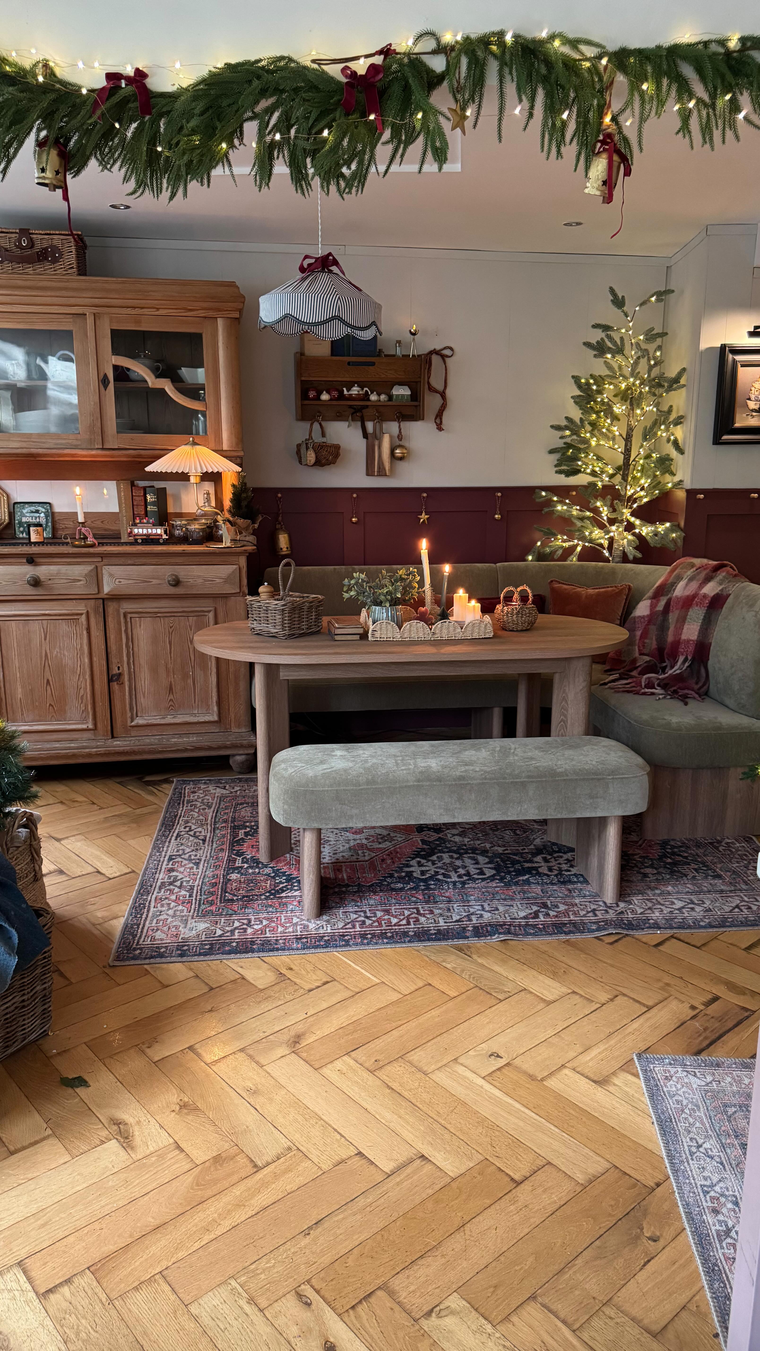 corner dining room ideas