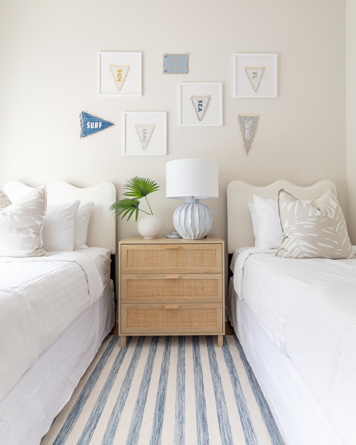 beachy apartment decor
