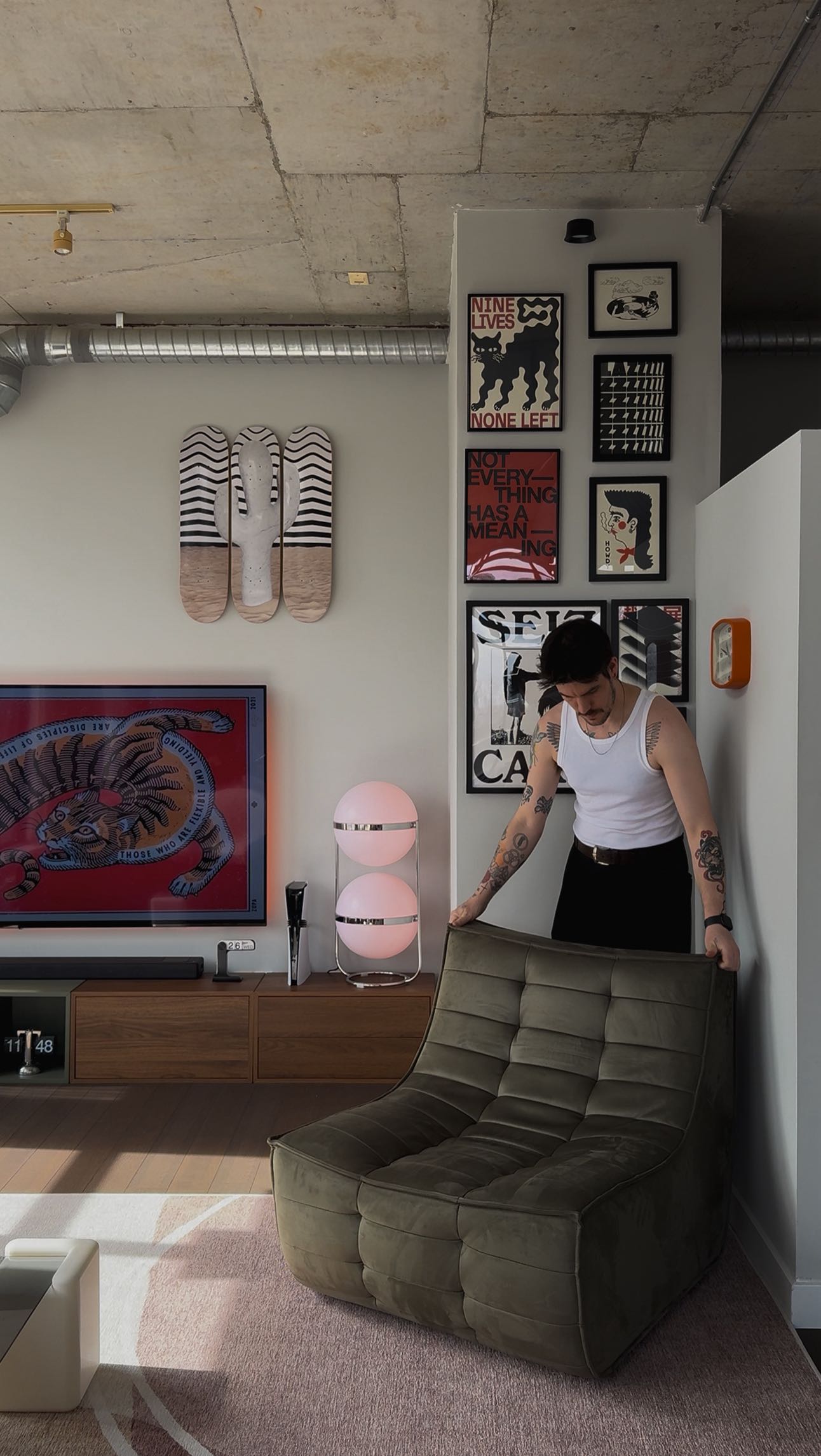 masculine apartment decor