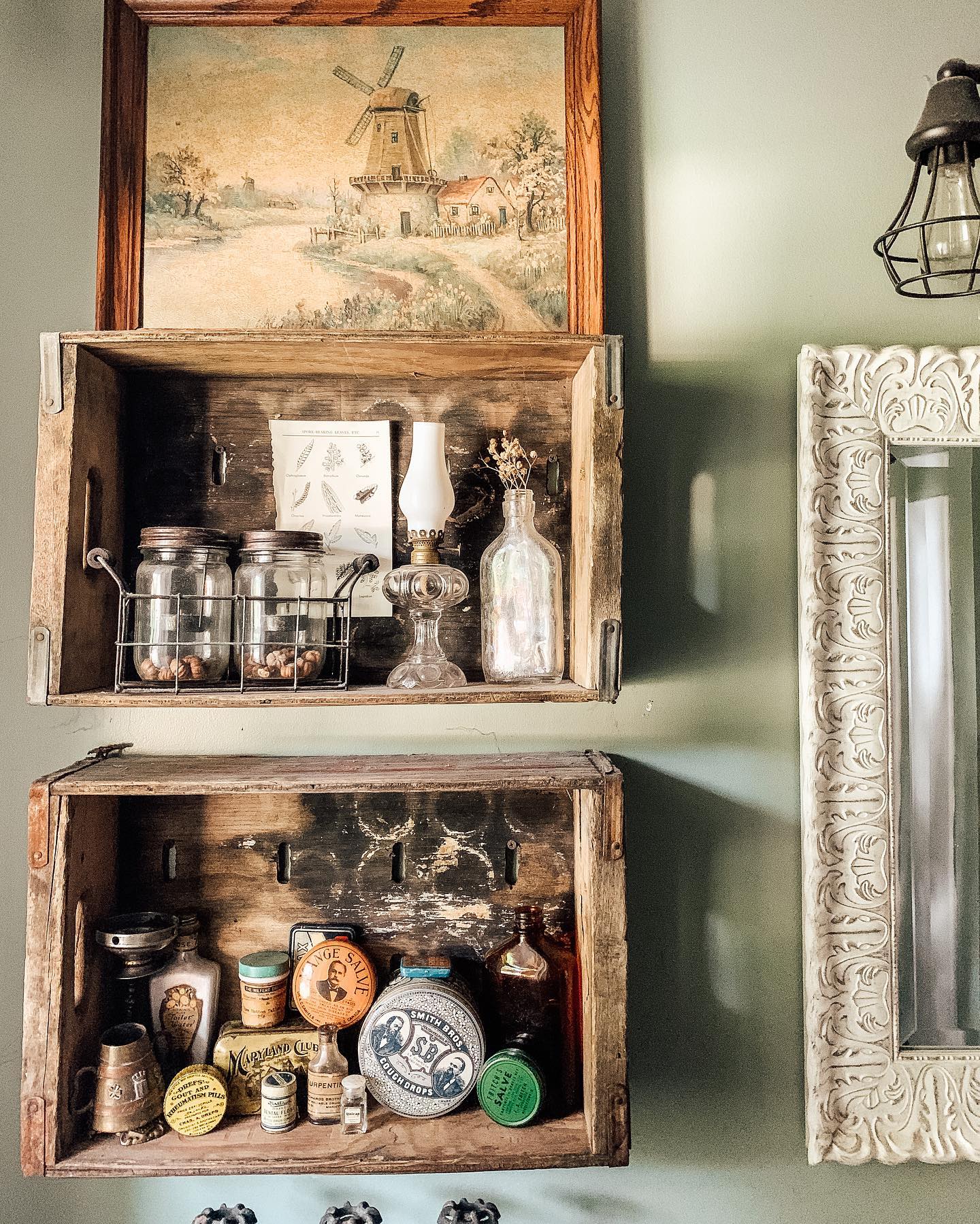 thrifted bathroom decor