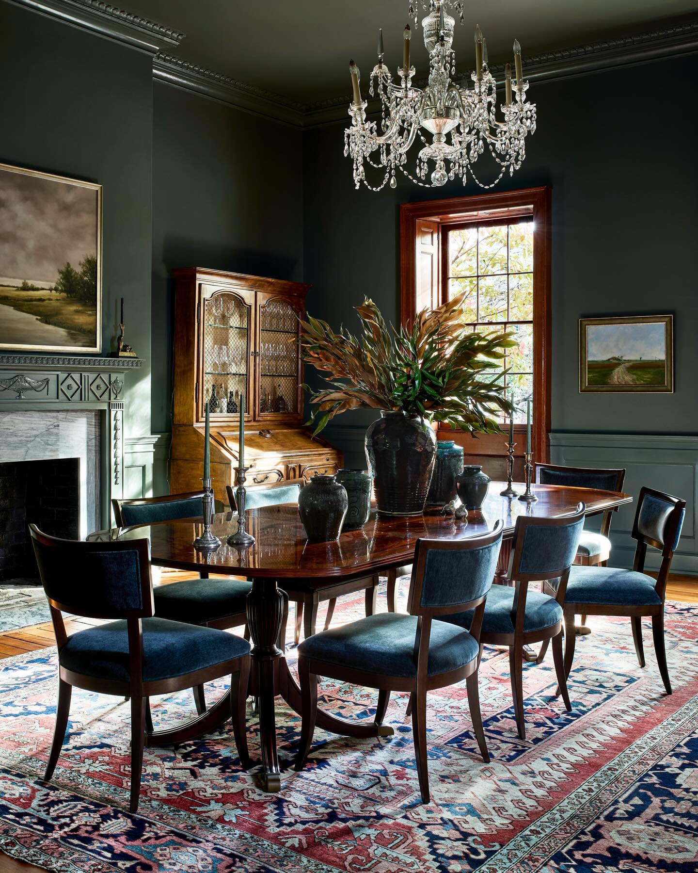 formal dining room decor
