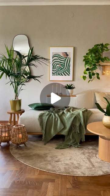 dining room plant decor