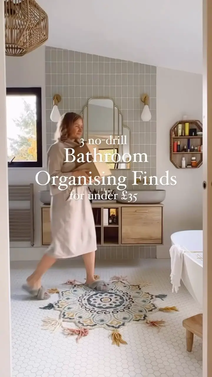 small bathroom organization