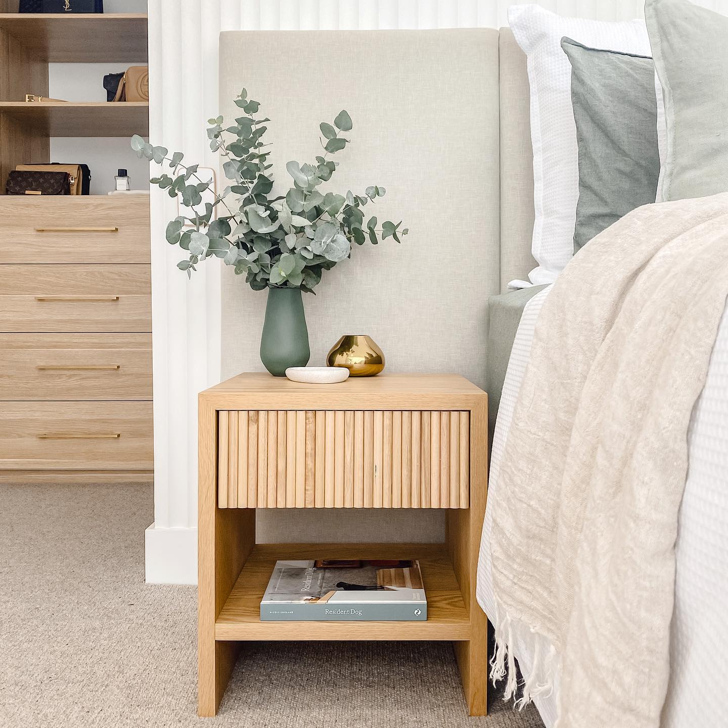 bedside table decor