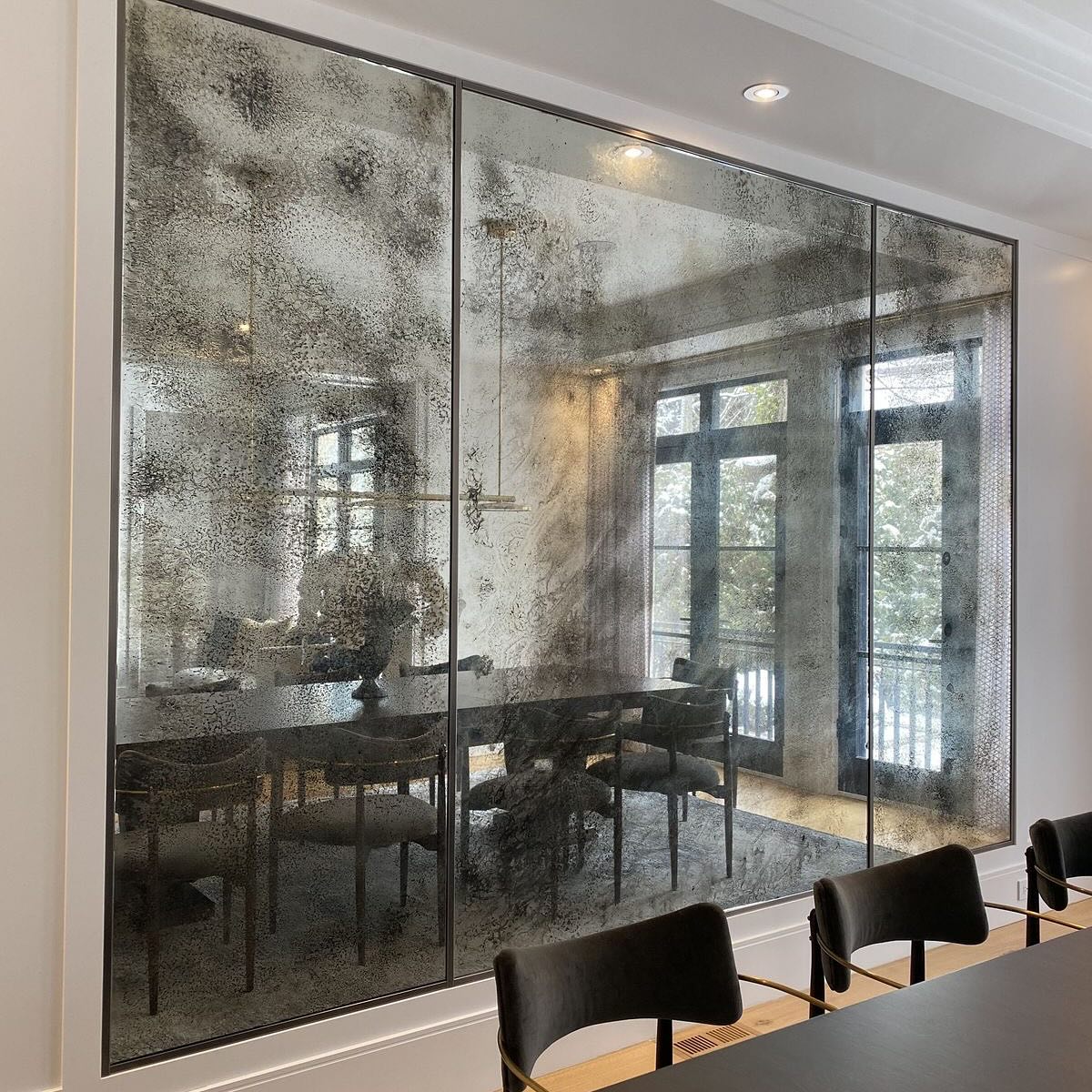 mirror in dining room