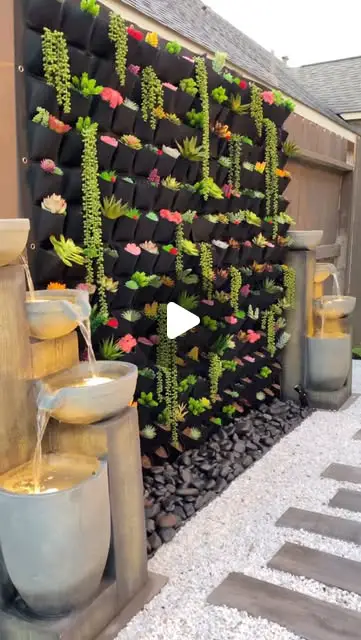 18 DIY Garden Decor Ideas To Transform Your Outdoor Space (18 Images) 2 diy garden decor