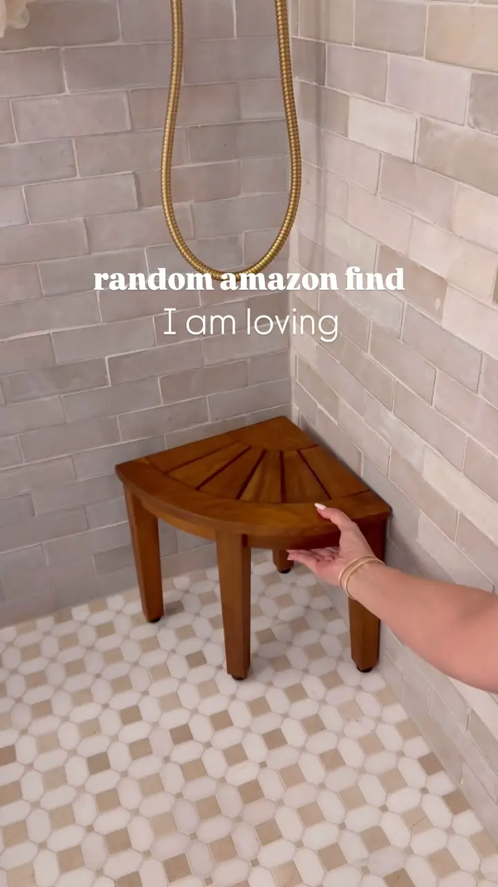 rental bathroom decor