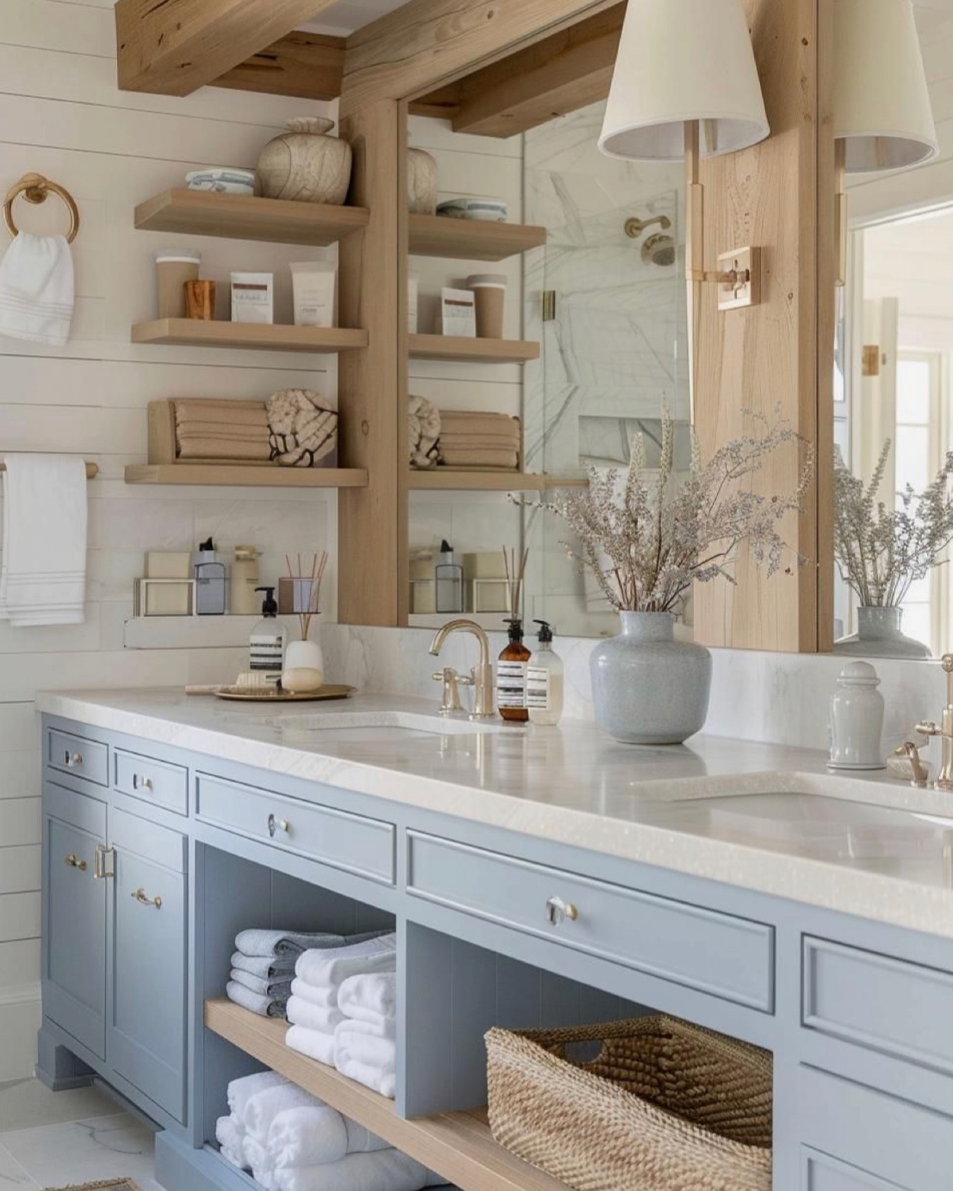 coastal bathroom decor