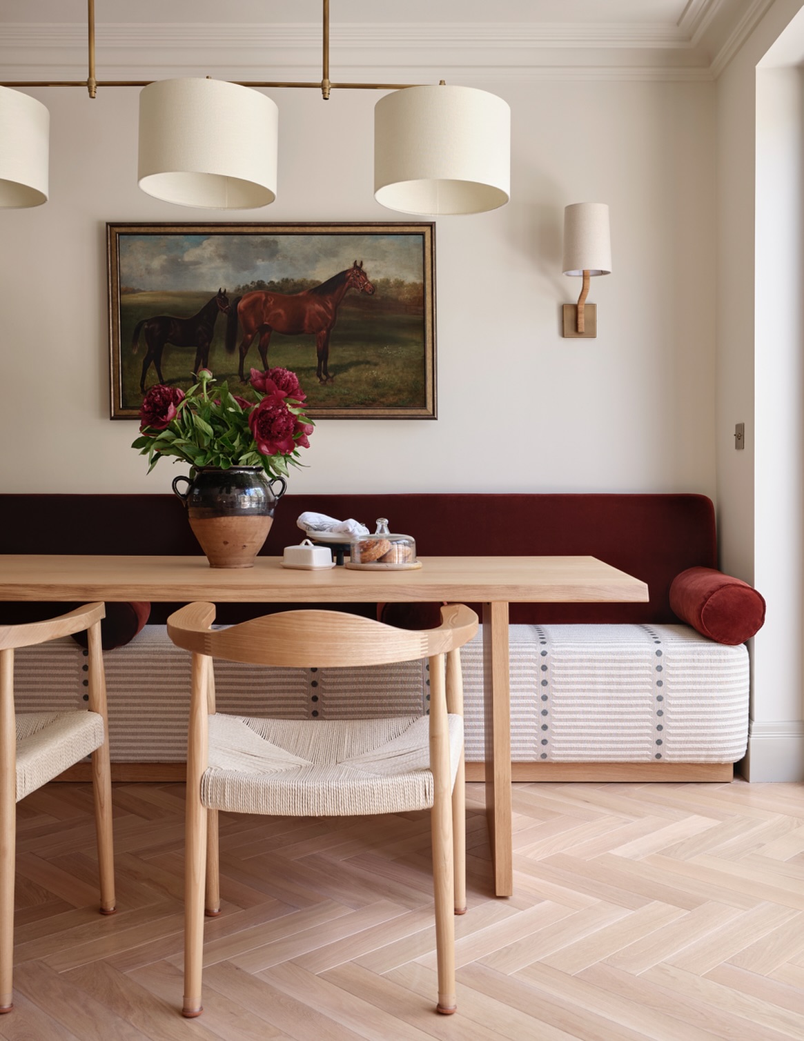 built in dining bench