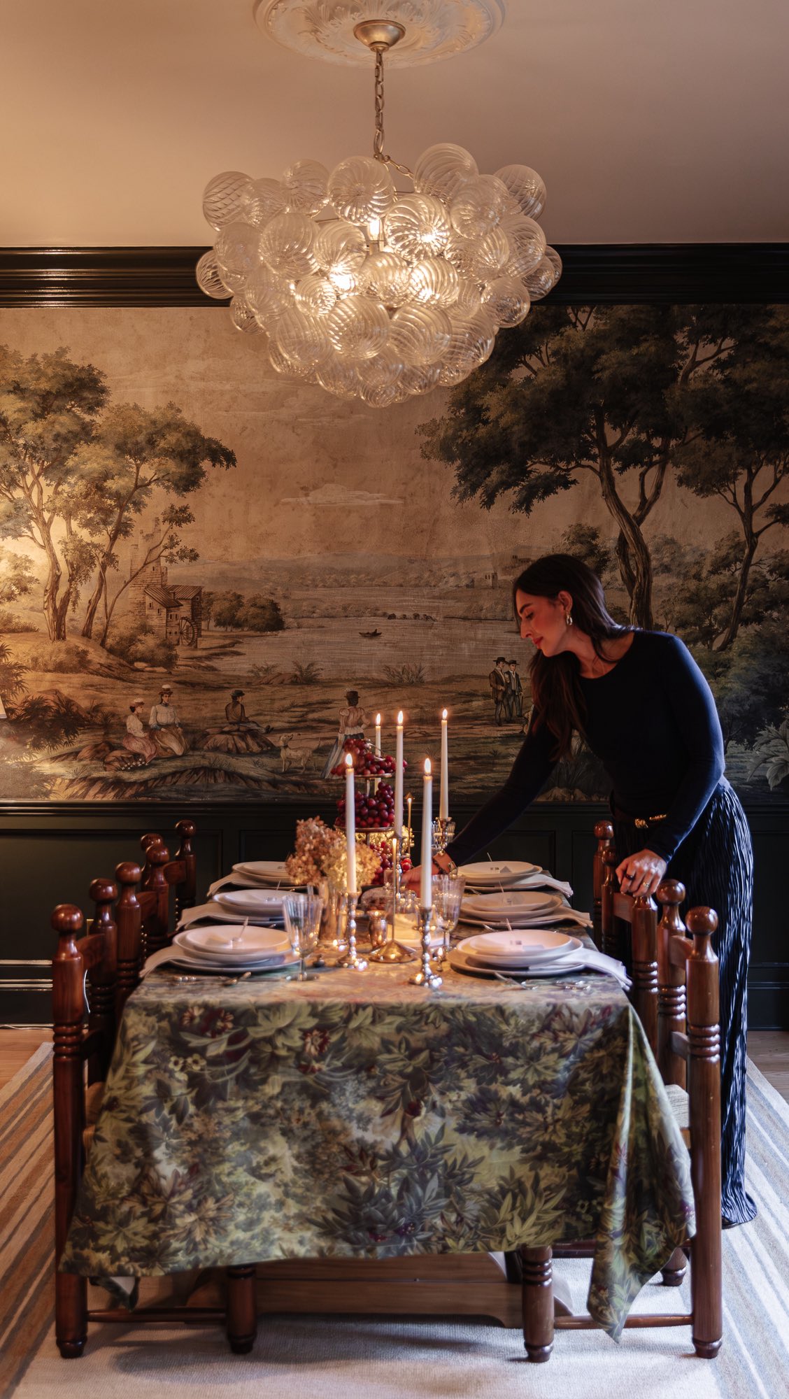 thanksgiving dining room table