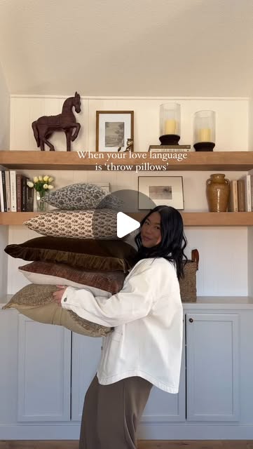 throw pillows bedroom