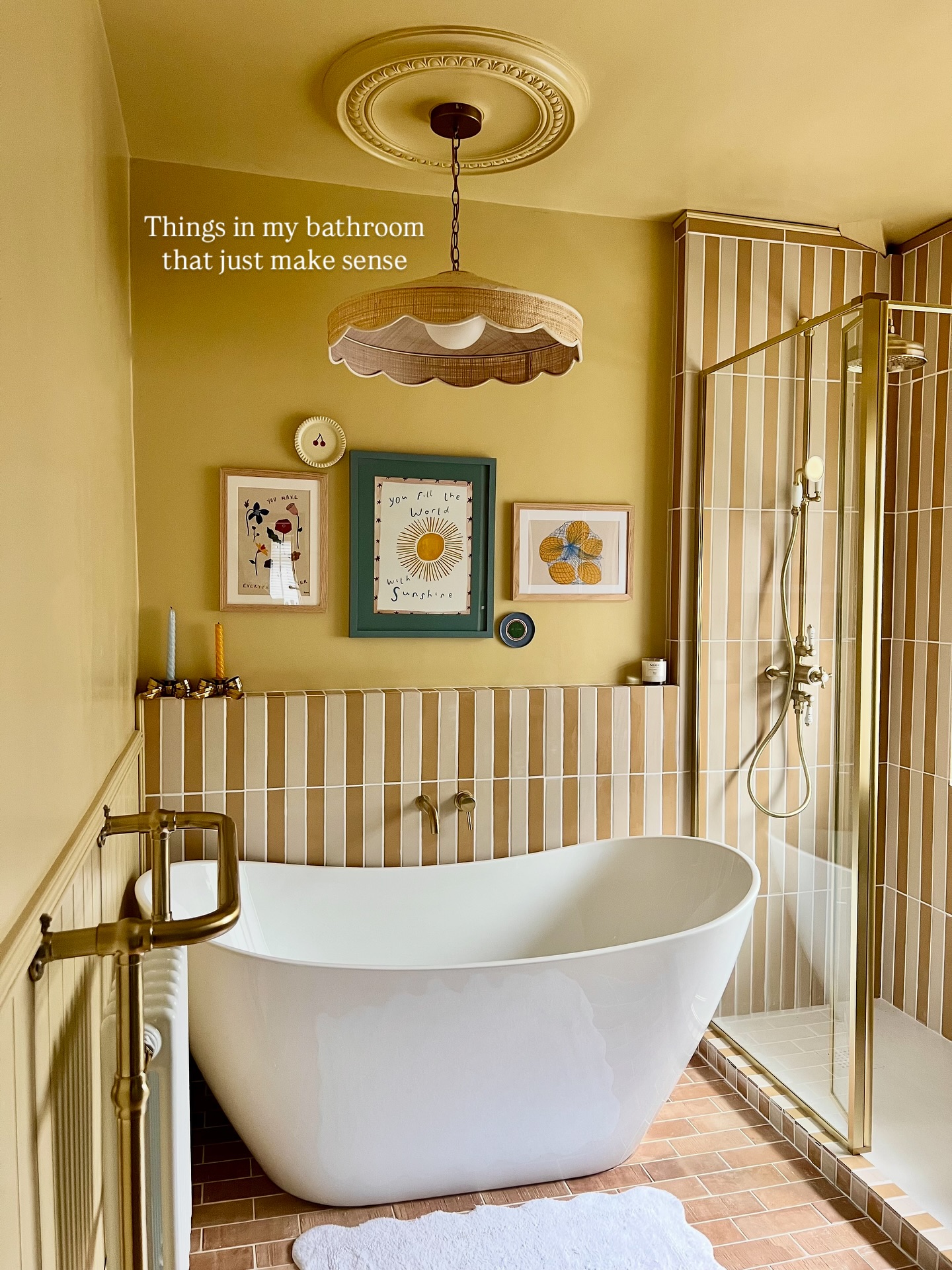 blue bathroom decor