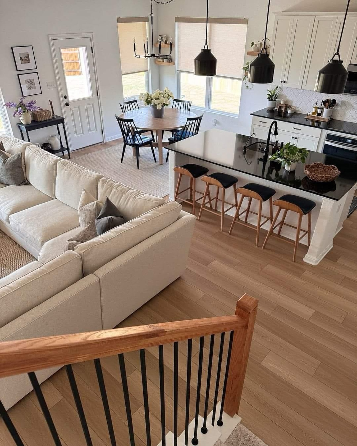 dining room and living room combo