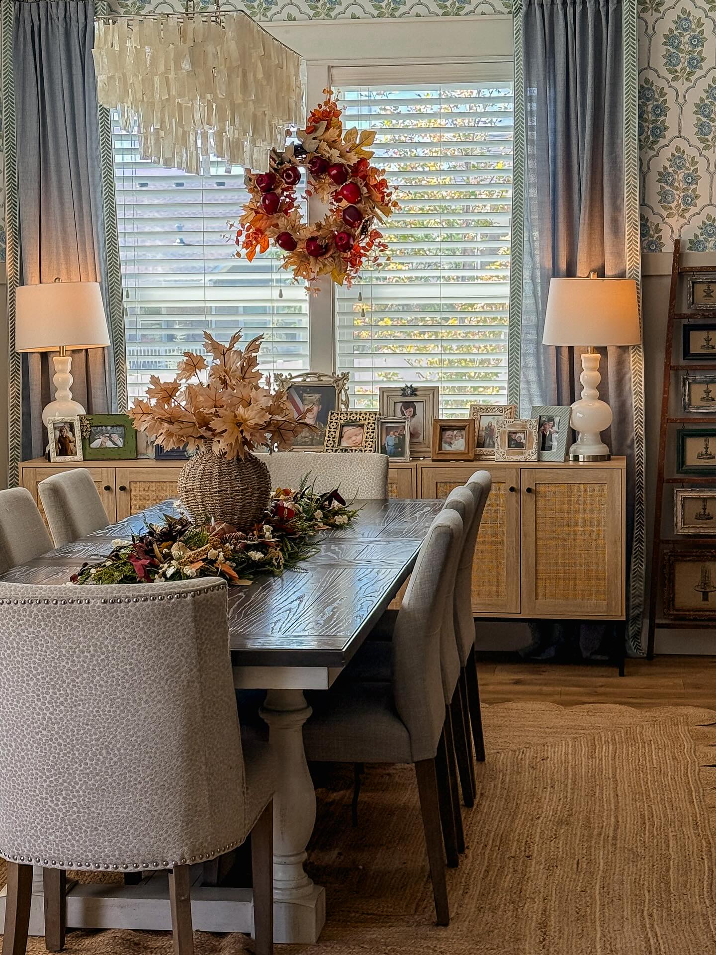 fall dining room decor