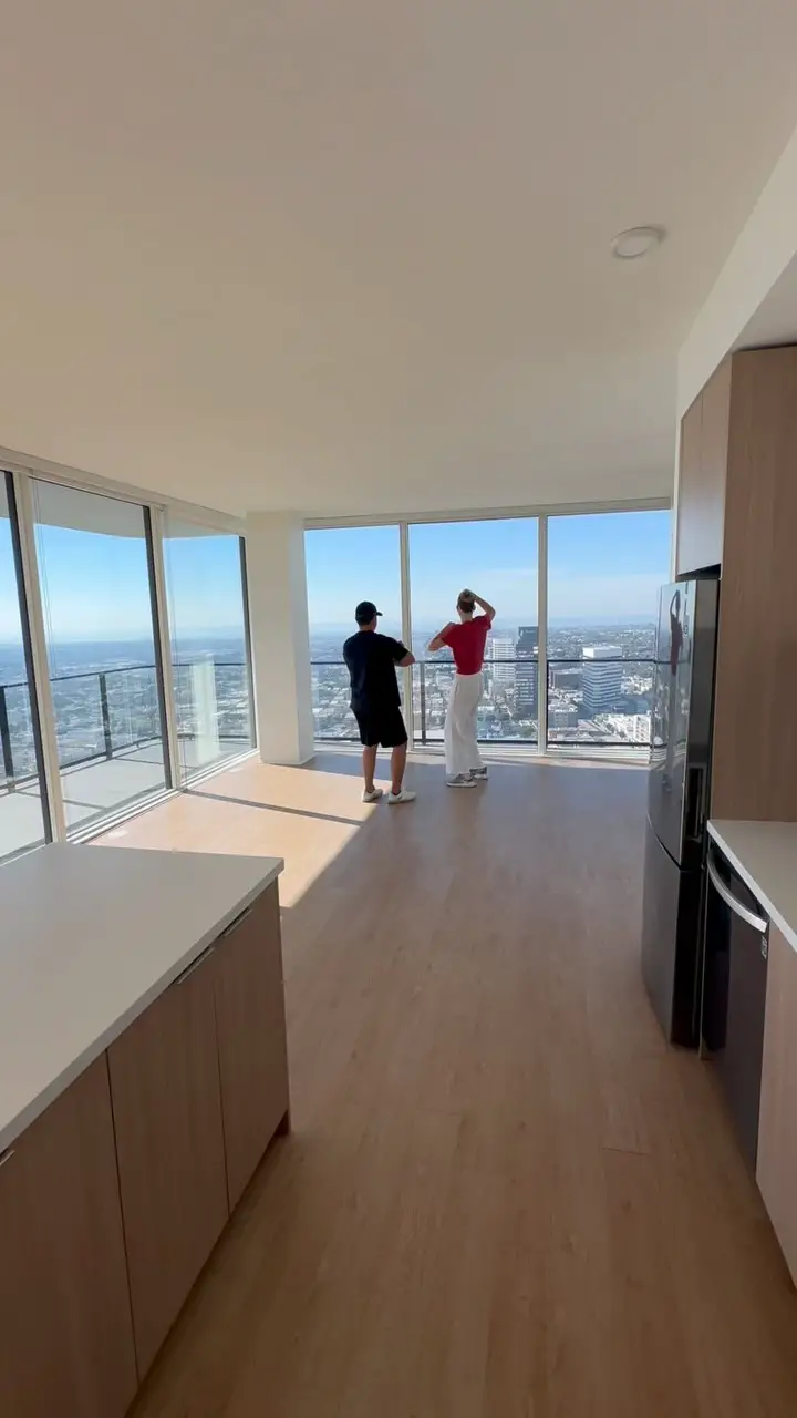 couple apartment decor