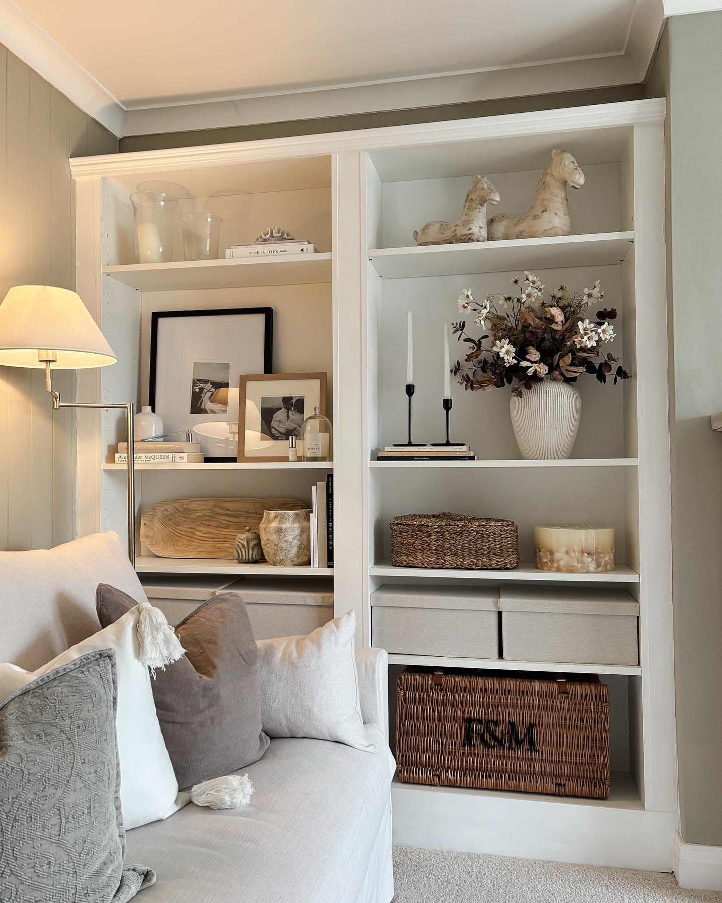 dining room shelving decor