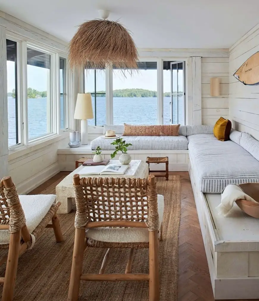 beachy apartment decor